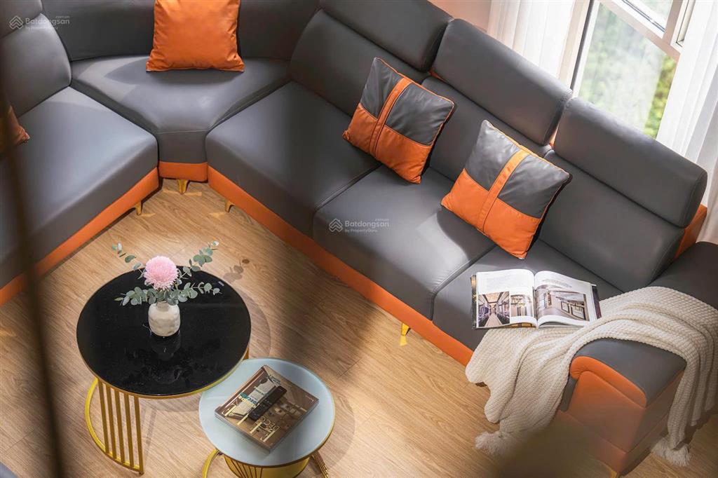 Bán căn hộ res 11, quận 11, dt 75m2, 2pn giá 4,9 tỷ. 0909 228 *** minh sang