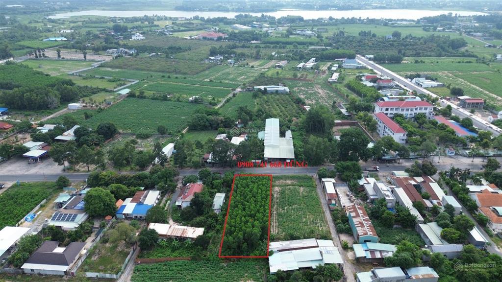 Bán 1384m2 đất mặt đường hắc dịch tóc tiên, có 500m2 thổ cư