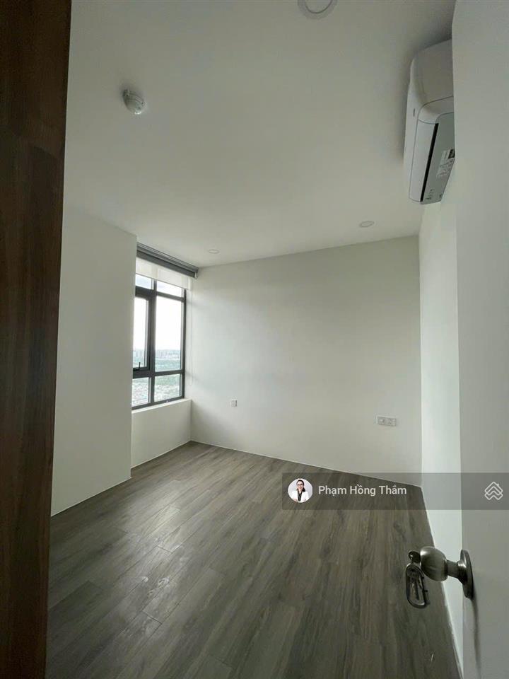 Cần bán căn hộ central premium, dt 97m2, 3pn, 2wc, tầng cao, giá 6 tỷ, 0933 888 *** ms thăm