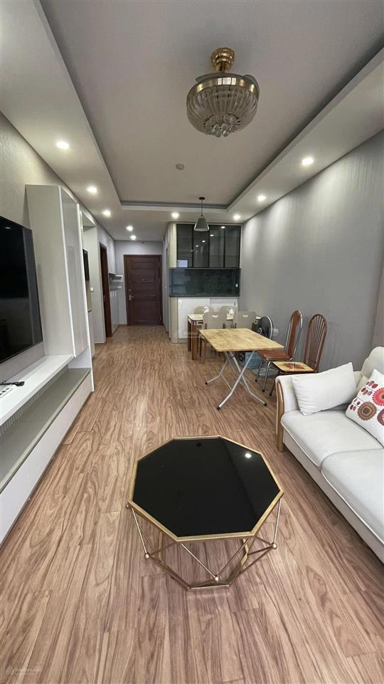 Bán căn 2 phòng ngủ 75m2 đẹp view hồ tp giao lưu tòa hh epic home