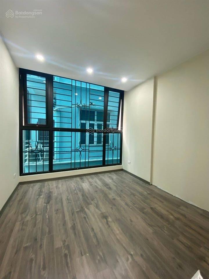 Trung tâm hà đông lk kiến hưng dt 40x5t nội thất cơ bản chỉ 9,5 tỷ còn thương lượng