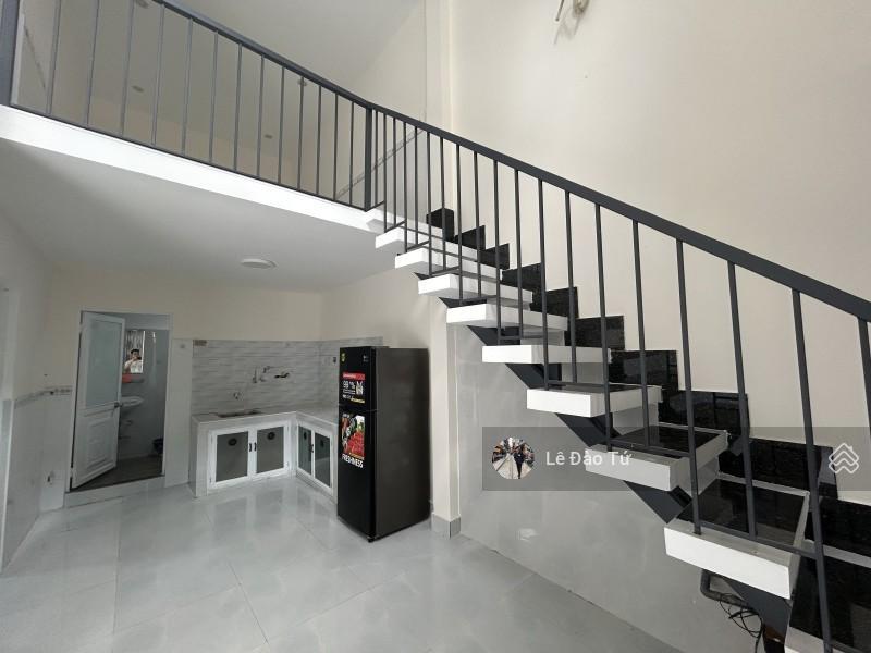 Nhà gác đúc kiệt ô tô tô hiệu mới đét chỉ 3,49 tỷ