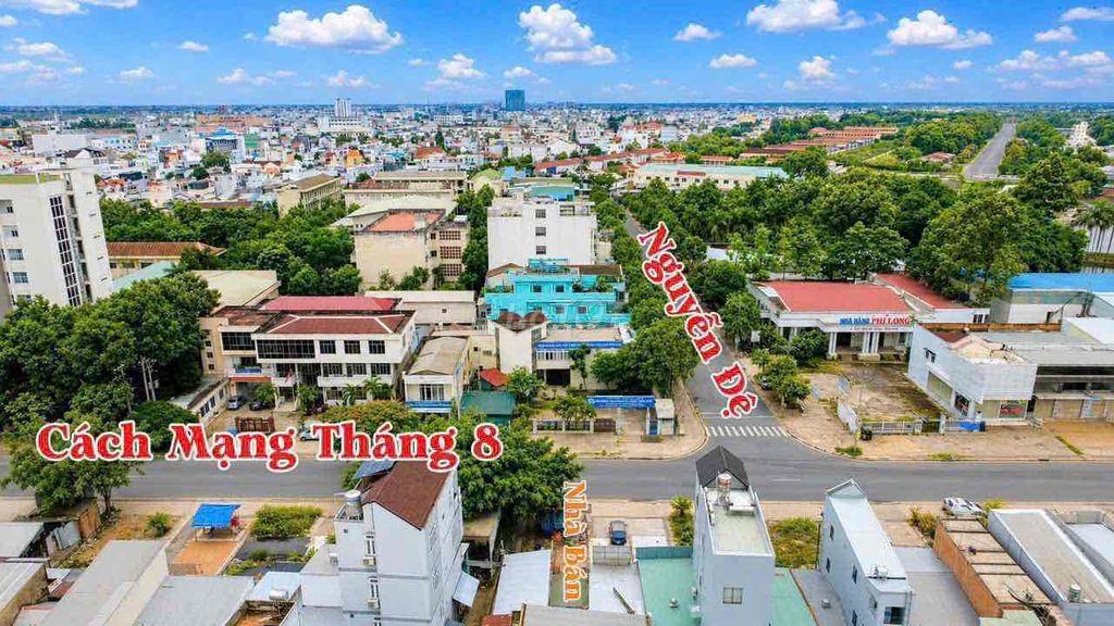 HÀNG HIẾM MT CMT8 LỘ ĐANG THI CÔNG 32M THUẬN TIỆN KINH DOANH