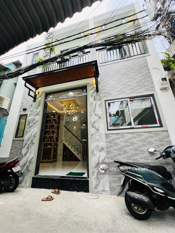 Nhà mới 1 lầu 3 phòng ngủ bình đông, phường 14