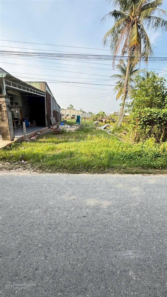 Giảm ngay 300 triệu! bán đất 210m2 full tc ngay trung tâm gia bình giá chỉ có 1,35 tỷ