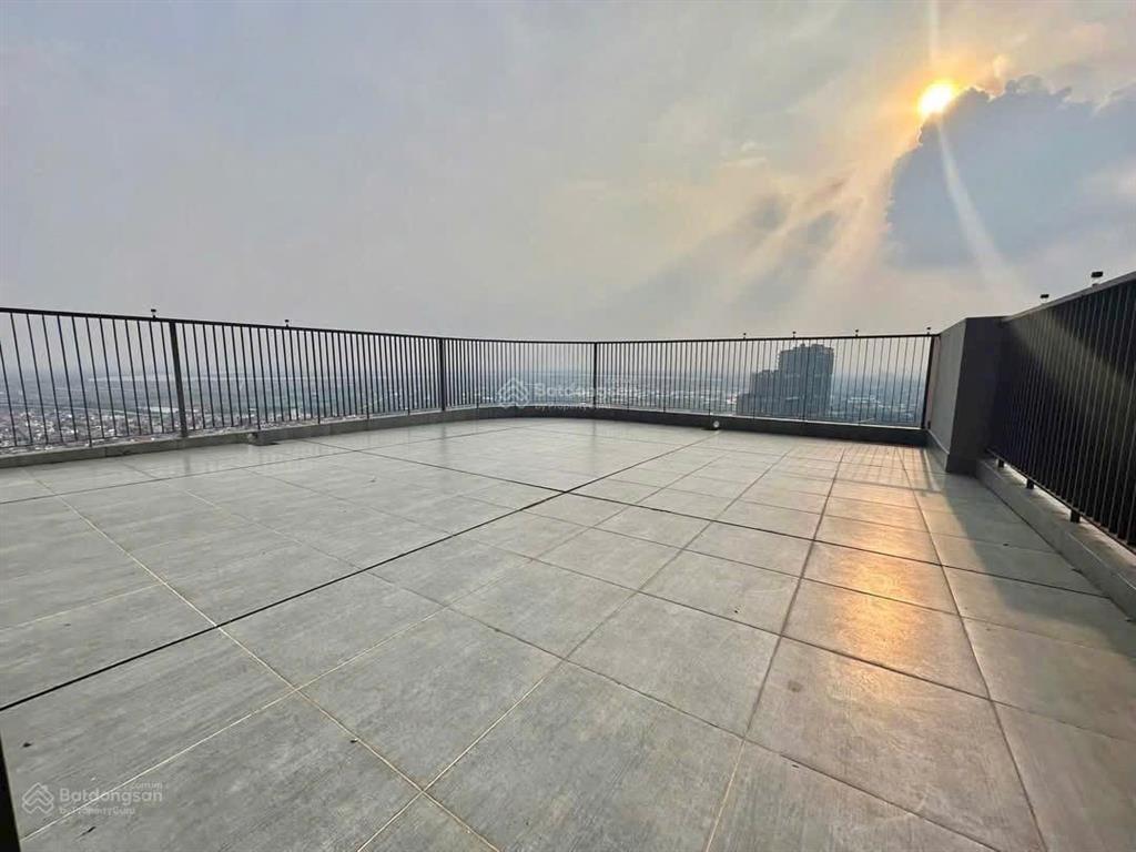 Hot hàng hiếm landmark ecopark 3pn + sân vườn 65m2, khoáng nóng tại nhà, chỉ 10,x tỷ bao phí