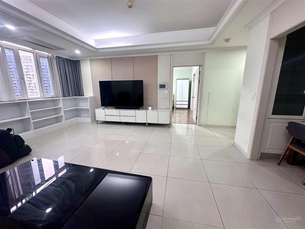 Bán imperia an phú 3pn 135m2 full nt tầng trung view landmar. giá 9.8 tỷ (sổ hồng) giá tốt