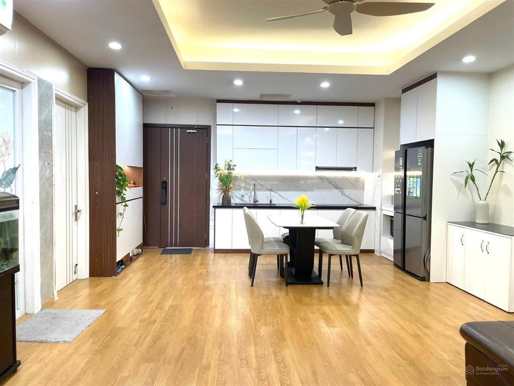 Bán gấp căn hộ ct2 kđt văn khê tố hữu hà đông dt 103m, 3pn full nội thất 5 sao giá 5.5 tỷ