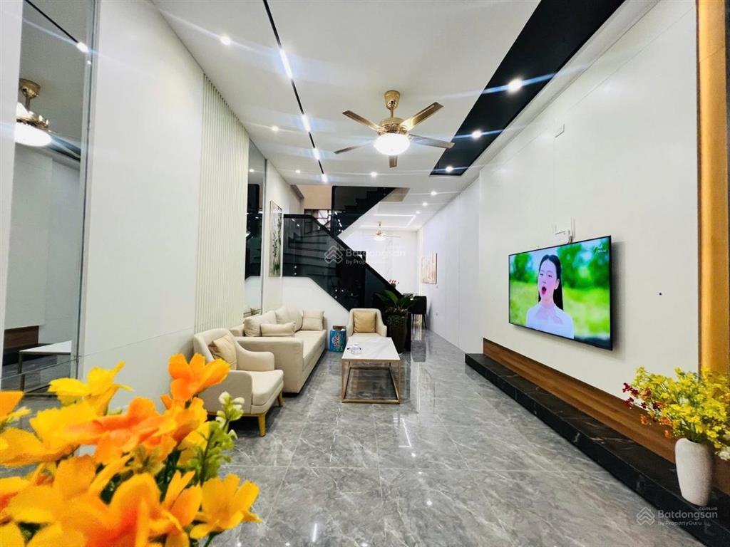 Bán nhà khu p/lô quân đội hoàng văn thái 45m2 xây 5 tầng 13,5 tỷ thanh xuân