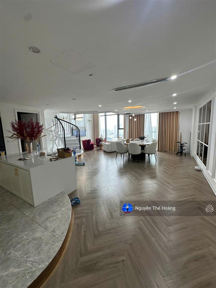 Giá tốt, chỉ hơn 9 tỷ cho căn duplex riêng tại eco dream. 155m2 2 ngủ, full nội thất đẹp, sổ đỏ