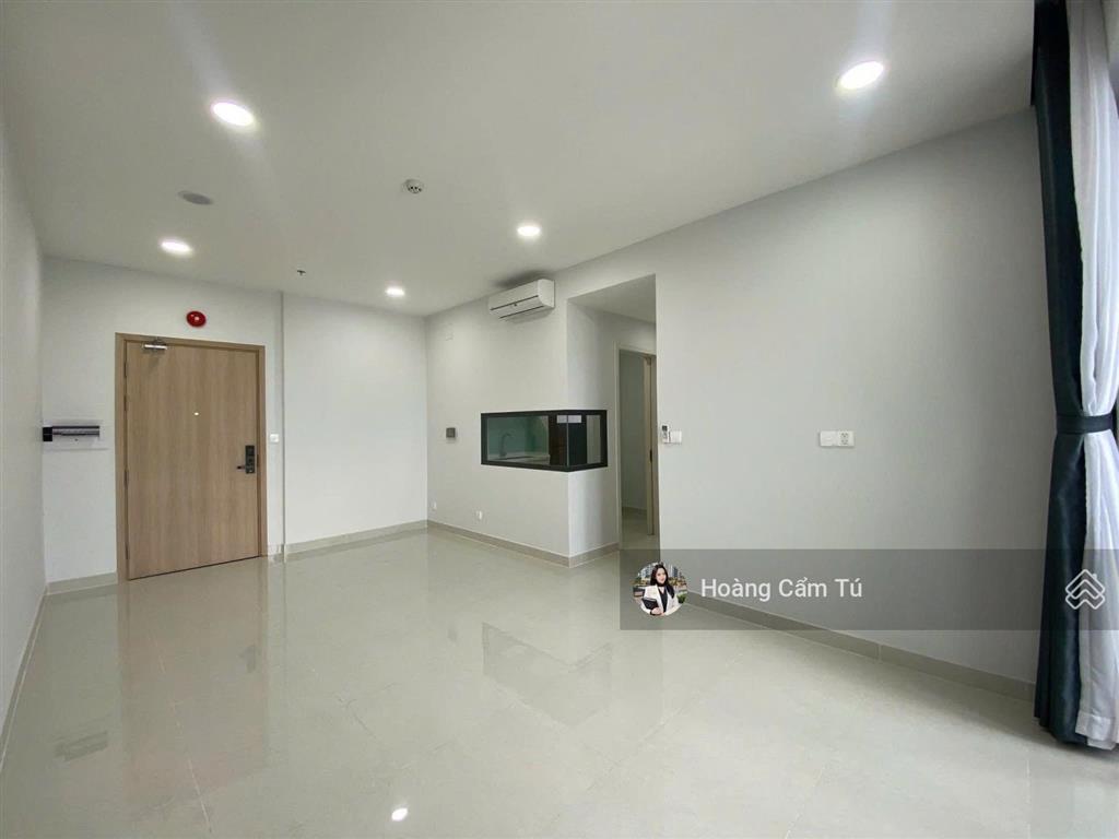 Chính chủ cần bán gấp chung cư dhomme,q6, giá 4tỷ9 2pn 2wc. nhà mới viewthoáng. 0706 261 ***