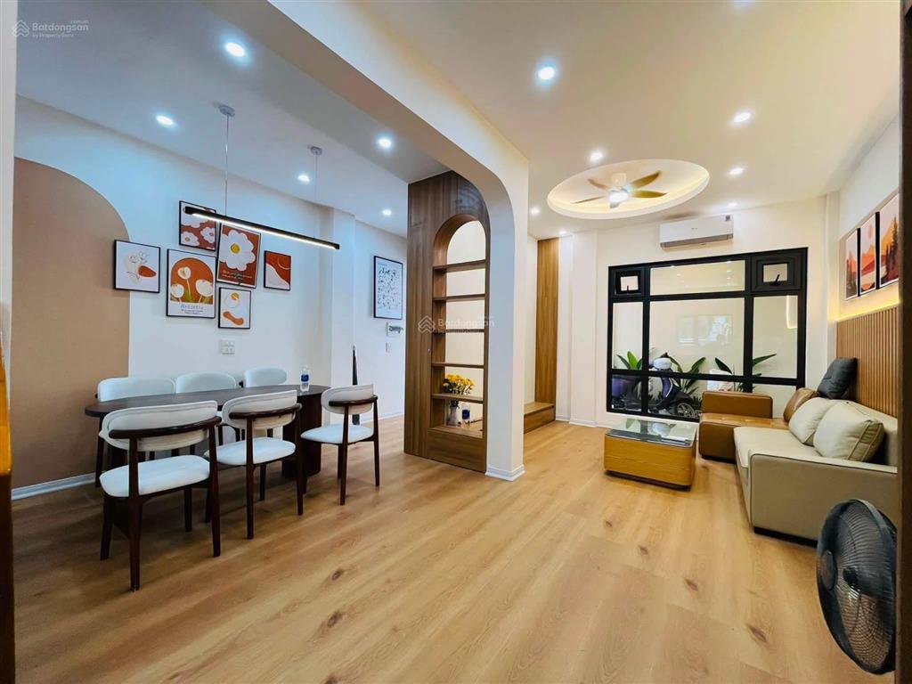Chính chủ bán nhà nguyễn chí thanh ngõ thông ko quy hoạch 55m x 4 tầng chỉ hơn 13 tỷ