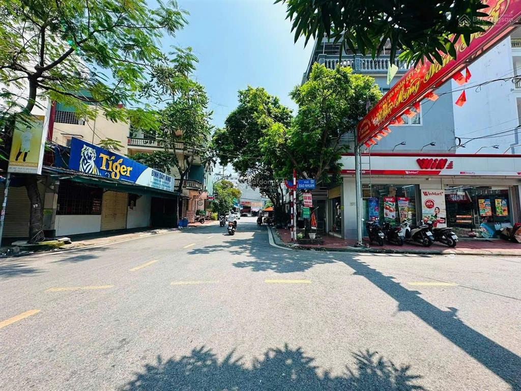 Hàng hiếm mặt đường đào nhuận. ms 0983 336 ***