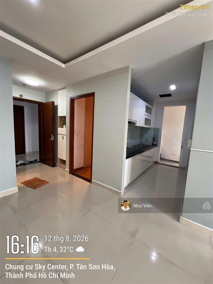 Bán căn hộ sky center, 2pn, 2wc, giá 5 tỷ 650tr tl, 74m2, đang được làm sổ hồng, 0908 435 ***