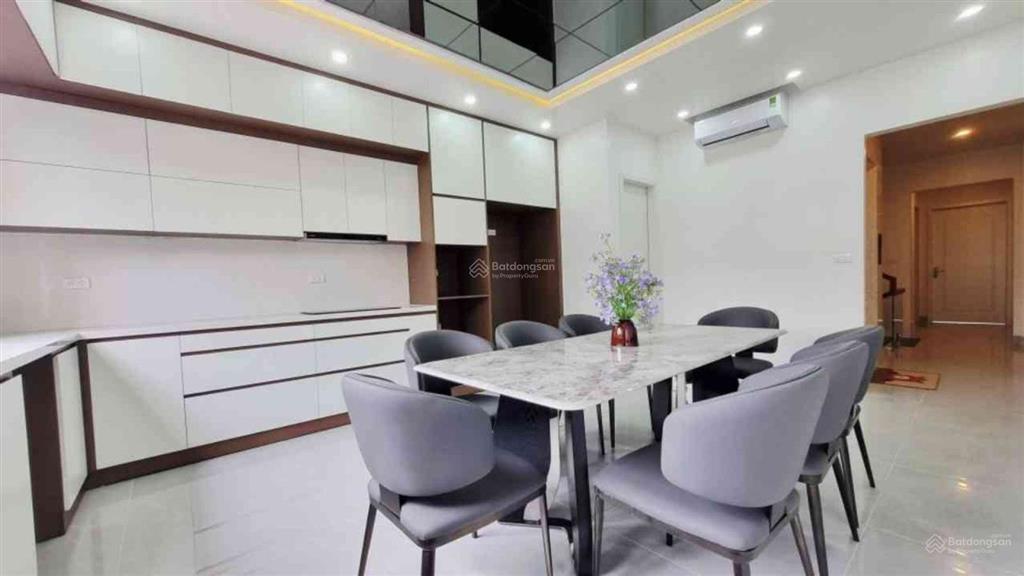 Giá tốt kđt định công 80m x 5 tầng thang máy, đường 3 ô tô tránh full nội thất ở ngay