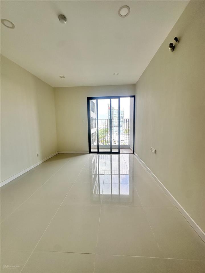 Officetel lavida 28m2 giá tốt chỉ 2tỷ050 all in, bàn giao htcb sẵn hđ thuê. xem nhà 0906 385 ***