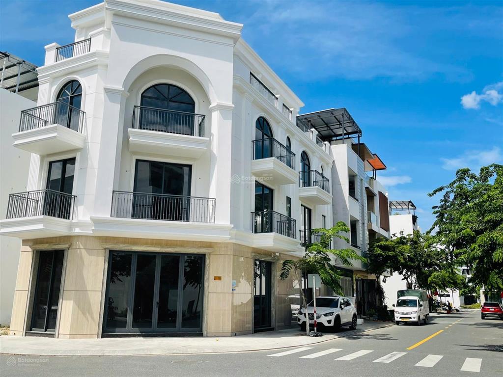 Nhà phố căn góc 4 tầng kđt vcn phước long 2 vị trí đẹp, giá trị khai thác cao