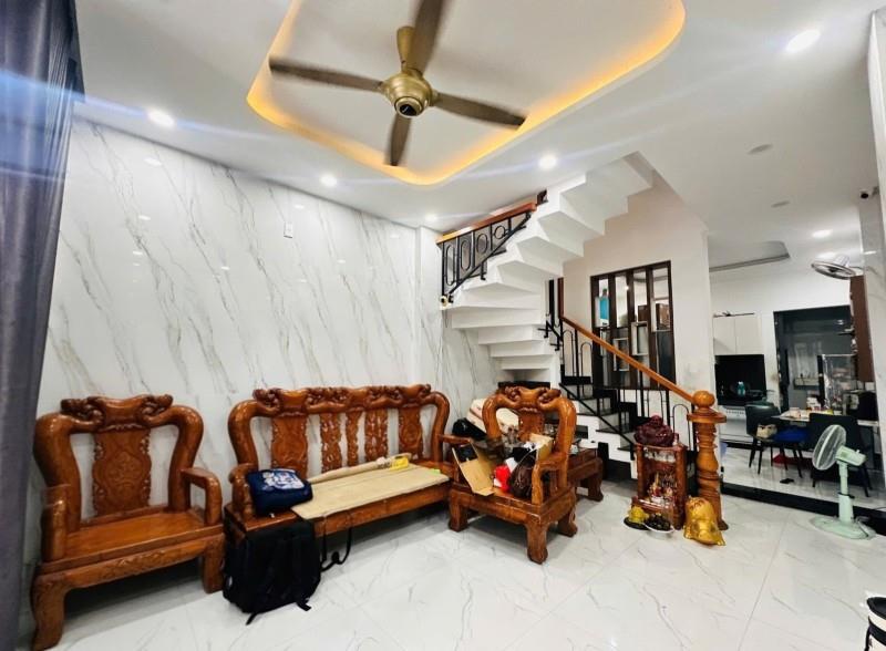 Bán nhà 4 tầng, 52m2 đường Số 7, Tam Bình, Thủ Đức, TP HCM, sổ hồng riêng. Giá 6,58 tỷ.