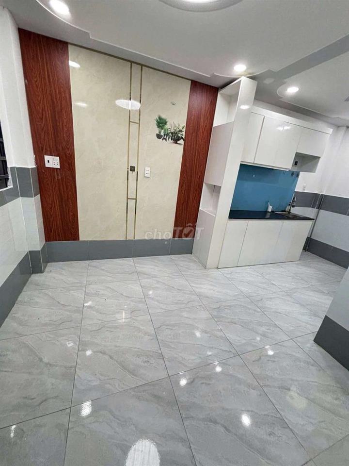 Nhà mới đẹp, (3,2x6,5) căn cuối, 1lầu, 2xẹt đường Võ Thị Phải, Thới An
