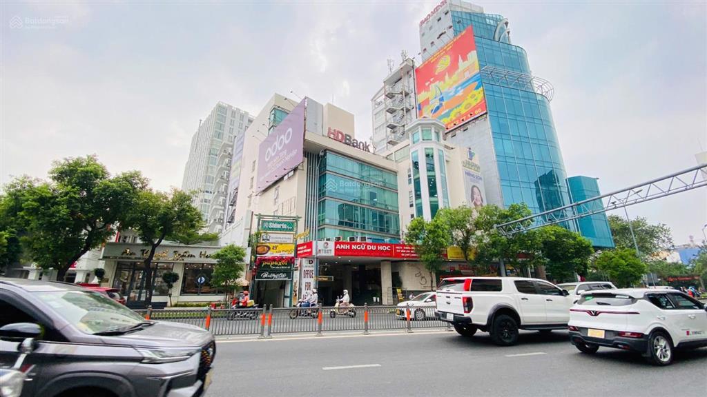 Giảm 10 tỷ building góc 2 mặt tiền trung tâm quận 1 8x16 hầm 7 tầng, giá rẻ 63 tỷ 250 tr/th