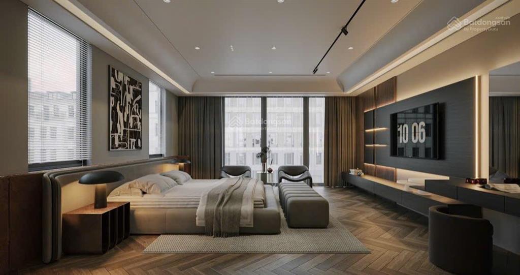 Mặt tiền nhựa chính, đường thông ra trung tâm đẹp. kinh doanh thoải mái