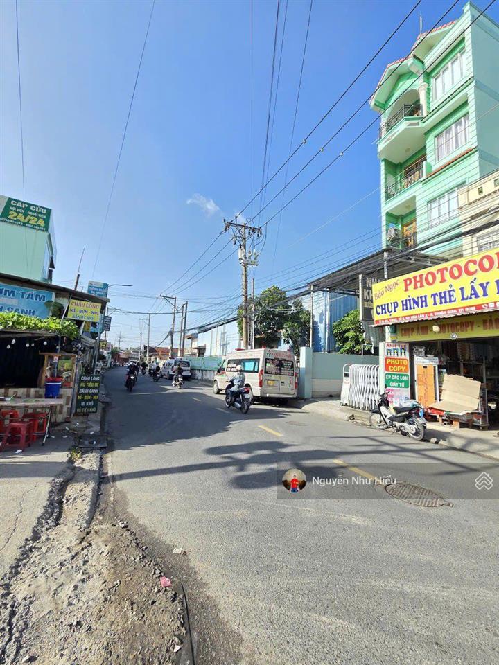 Bán đất tặng nhà cấp 4 mt đường thuận giao 21 buôn bán gần kdc việt sing p. thuận giao tp. thuận an