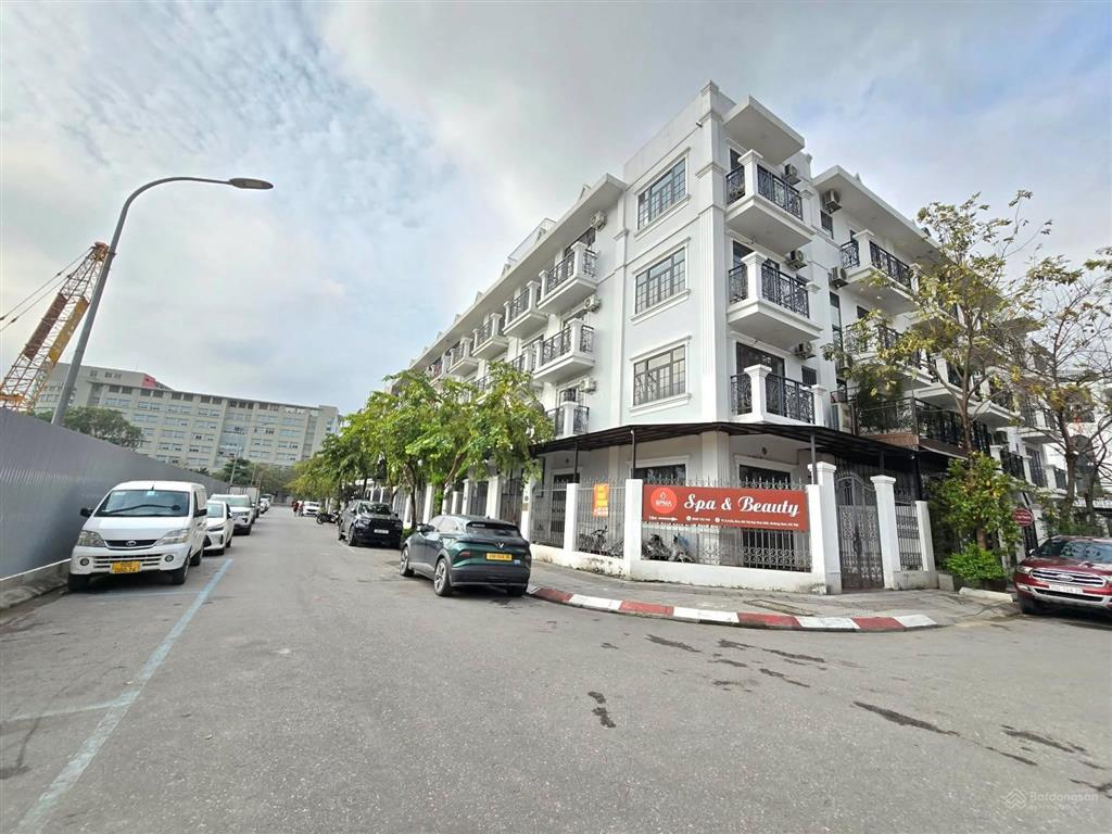 Liền kề kđt mới đại kim 78m 5t, mt 5m ô tô tránh vỉa hè 2 bên