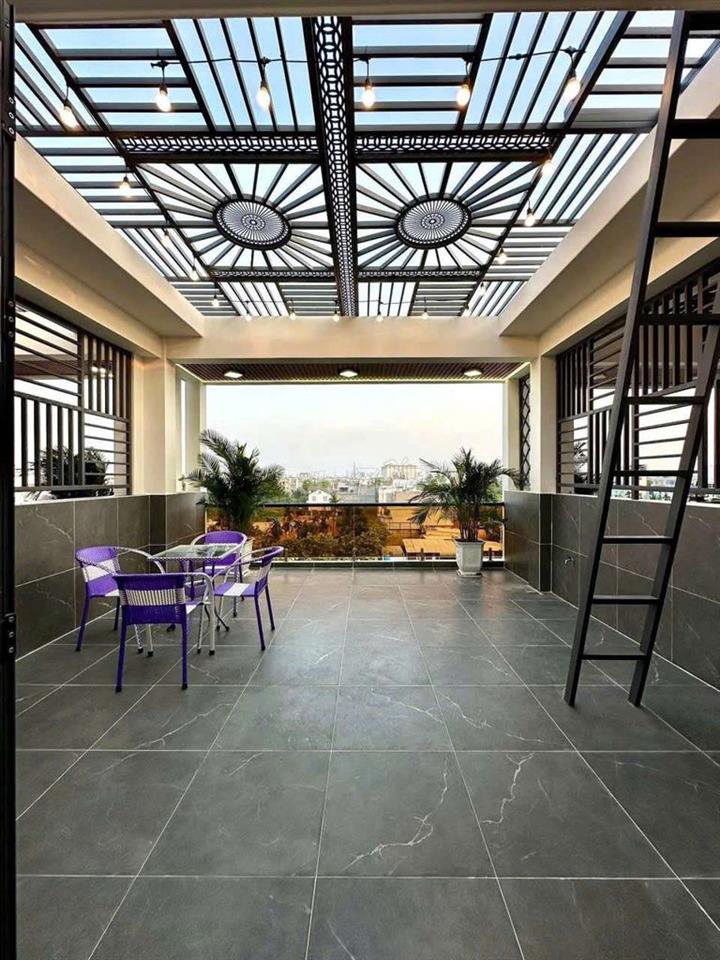 Bán nhà Thạnh Lộc Ngã tư ga 5x19 5 tầng giá 7tỷ700
