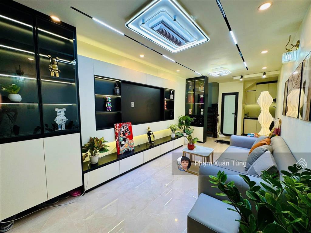 Giá tốt! ngọc hà, nhà đẹp ở luôn, ngõ 3 gác, 40m ô tô tránh, gần phố, thoáng, sân xe, 30m2*5t