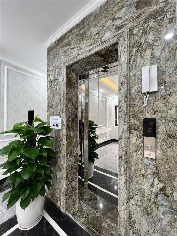 BÁN NHÀ TÔ VĨNH DIỆN LÔ GÓC 7 TẦNG THANG MÁY DT: 43M GIÁ :13,5 TỶ THƯƠNG LƯỢNG