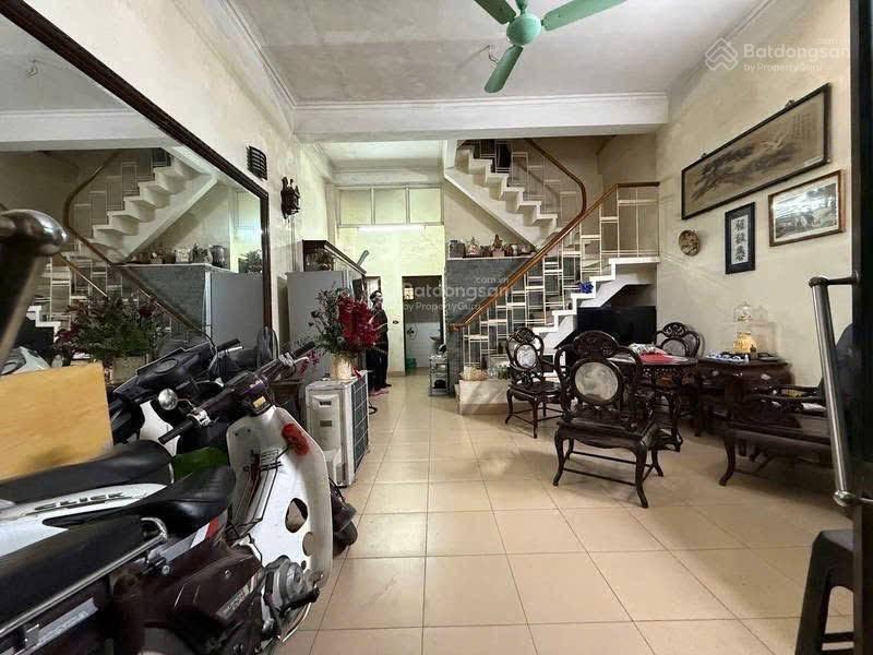Phân lô tôn thất thiệp ô tô tránh khu vip quân đội mặt tiền rộng siêu hiếm