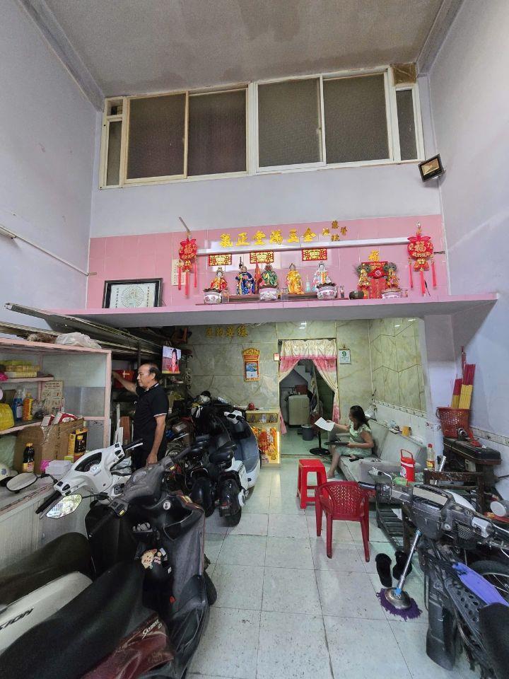 Mặt tiền 6m Hiền Vương, 40m² 4PN gần công viên, đủ tiện ích khu sầm uất Văn Cao, 4.X tỷ.