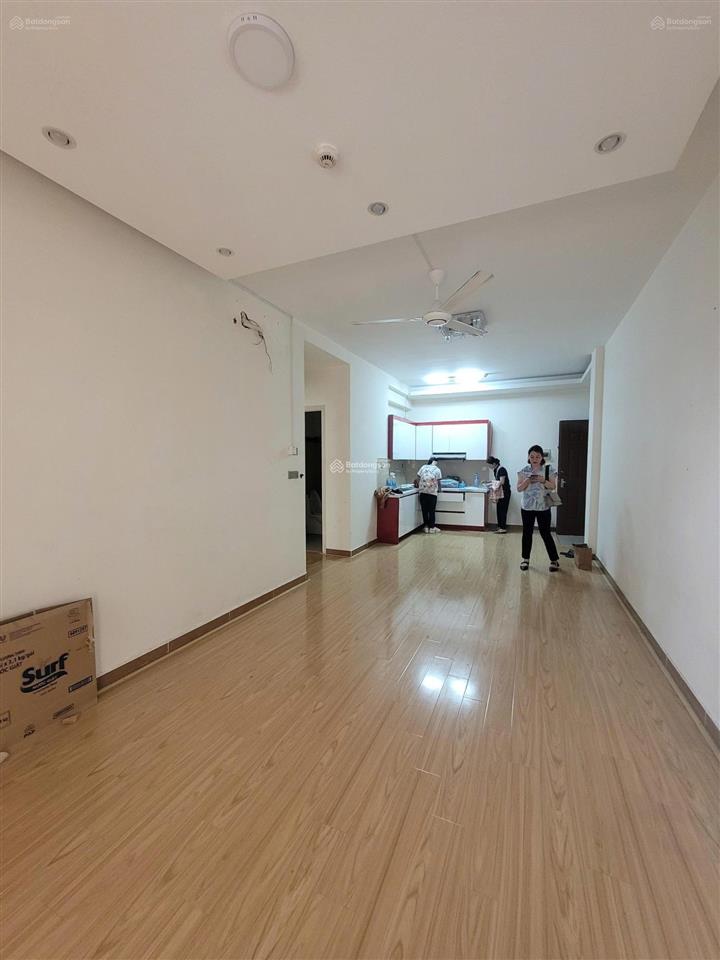 Căn hộ 85 m2 có 2 pn, 3 wc hướng nam, thoáng mát cần bán giá 3 tỷ 0909 770 ***