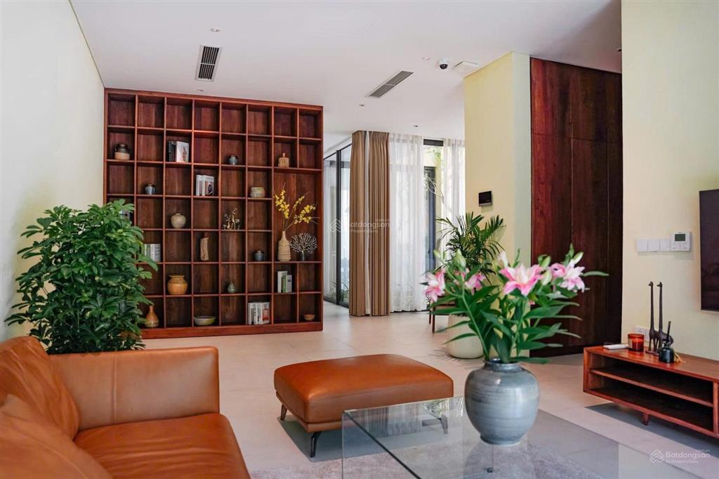Hiếm có căn góc villa 3 mặt thoáng kề sông hội an, sổ hồng lâu dài, 316m2