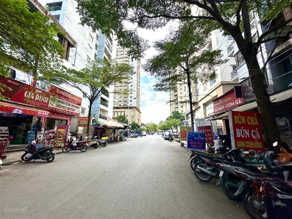 Liền kề khu đô thị văn khê, vỉa hè rộng thang máy mặt tiền 5m, 5 tầng 21 tỷ đường oto