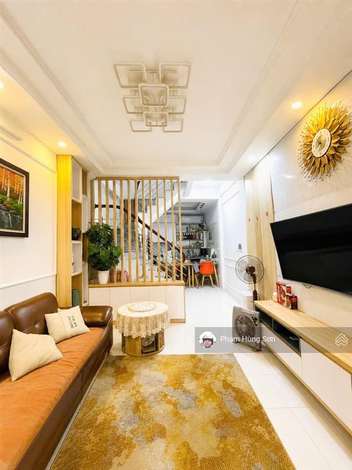 Bán gấp nhà quận thanh xuân, hà nội 6,9 tỷ, 40m2, 5 tầng, 4 ngủ, mặt tiền 3,4m.