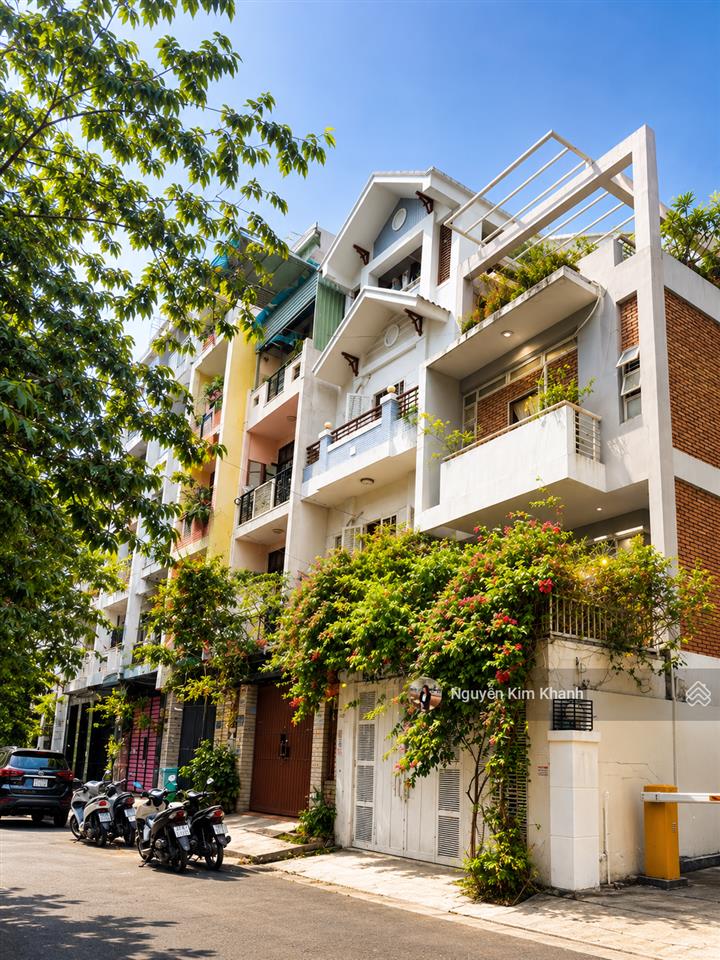 Hẻm kinh doanh 10m nguyễn gia trí 75m 4 tầng căn góc 2 mặt đường ngang 5m vuông