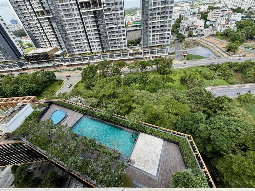 Căn góc đẹp dragon hill 1 117m (3pn 2wc) sổ hồng view hồ bơi & phú mỹ hưng