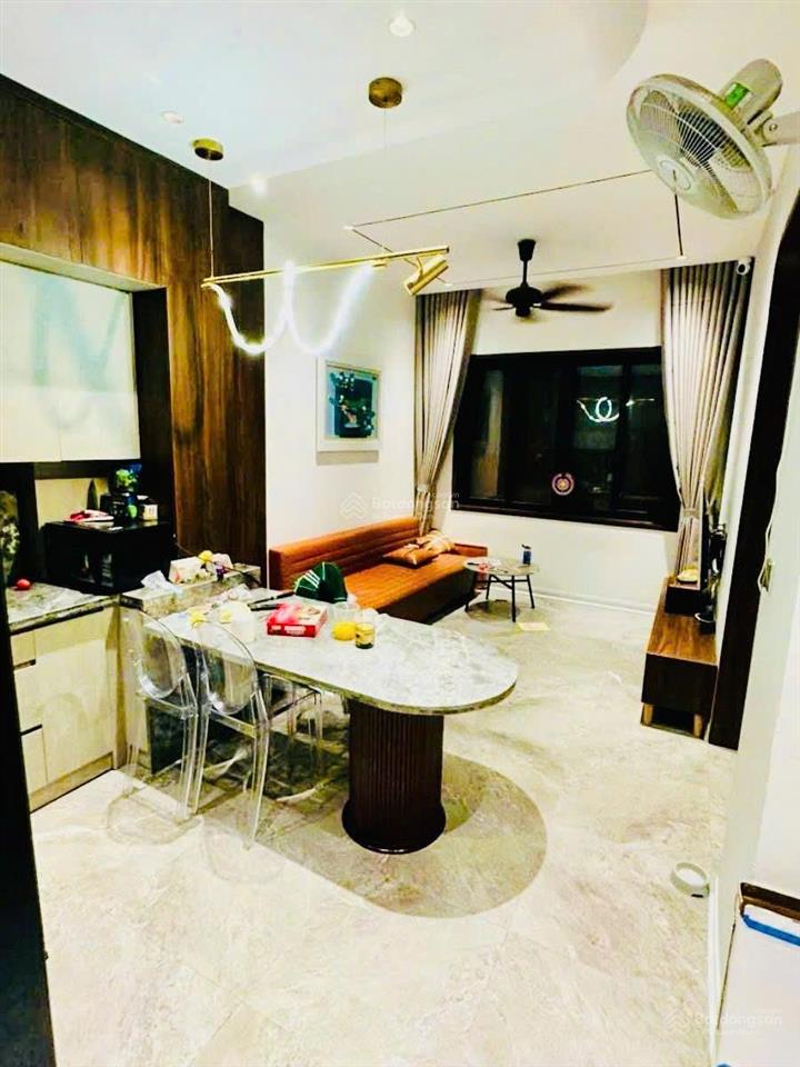 Nhà đẹp đội cấn. ngõ kinh doanh, thông tứ tung, 3 gác tránh, sân riêng, thoáng sáng, đủ đồ, 39m2*5t