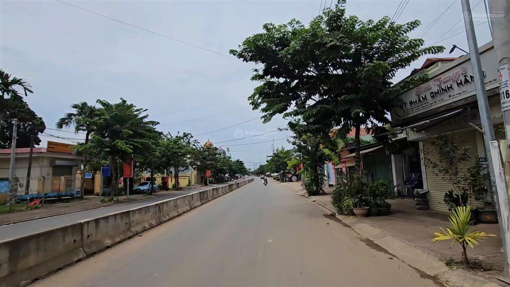 Bán lô góc 2 mặt tiền ở bình yên, hòa lạc lô góc 2 mặt tiền, 211m2 full thổ giá từ 25tr/m2