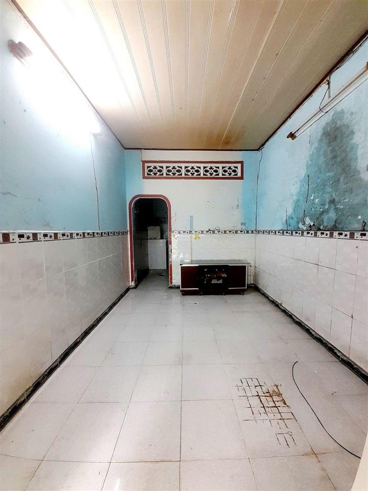 2 tỷ nhà 2 tầng, 38m2 hẻm xe hơi, đường số 6, linh tây