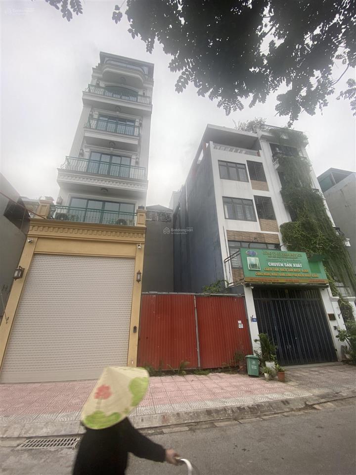 Chính chủ cần tiền bán gấp mảnh đất 78m2, mt 5m phố việt hưng, gần trường, chợ, công viên.