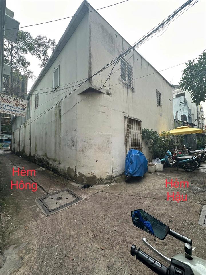 Bán nhà góc 3 mặt tiền trần hưng đạo. p. cầu kho. quận 1 dt 11,3 x 27m, dtcn 299,6m, 188 tỷ tl