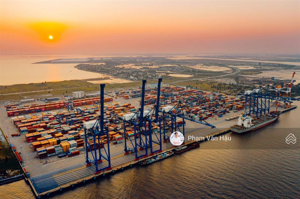 Bán nhà xưởng kho lạnh cảng quốc tế tại long an 8,5ha, thu 6 tỷ/tháng, 35000m2 nhà xưởng