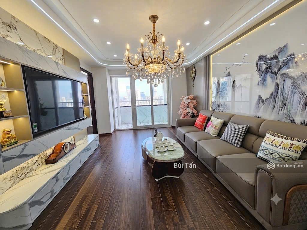 Bán căn hộ tòa trung yên i vũ phạm hàm dt 134m2, 4 phòng ngủ, tầng trung thoáng, nội thất mới đẹp