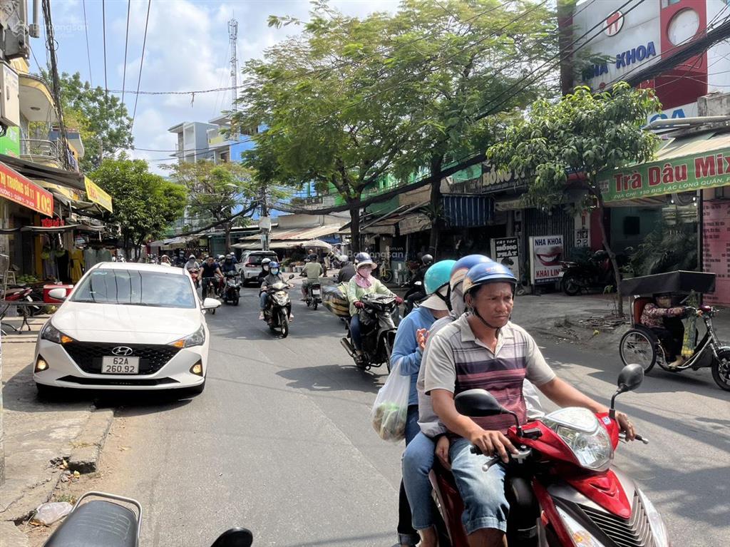 Chính chủ cần nhà mặt phố lạc long quân, phường 10, quận 11, tp. hcm trước cổng chợ bình thới