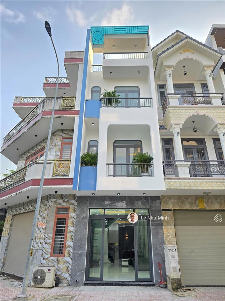 4,6 tỷ bán nhà 1 trệt 2 lầu hoàn công gần ngã tư miếu ông cù 500m, p. bình chuẩn, tp. thuận an