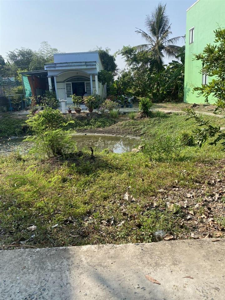 Bán đất tại nguyễn thái học, gò công, 2,3 tỷ, 867 m2, mặt tiền 17m, ngõ 4m