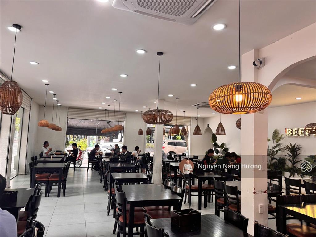 Giá tốt 92 tr/m2 căn góc 2 mặt tiền bác ái làng đại học bình thọ ngang 14m x 17m full thổ cư