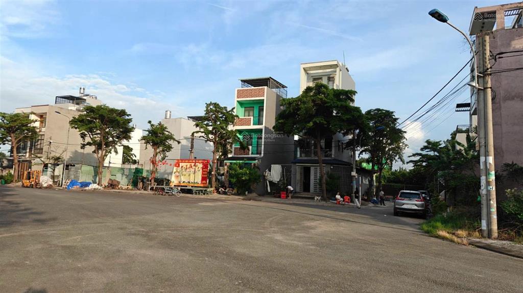 Hàng ngộp. siêu rẻ. mt đường số 119. nguyễn thị tư. phú hữu. quận 9.